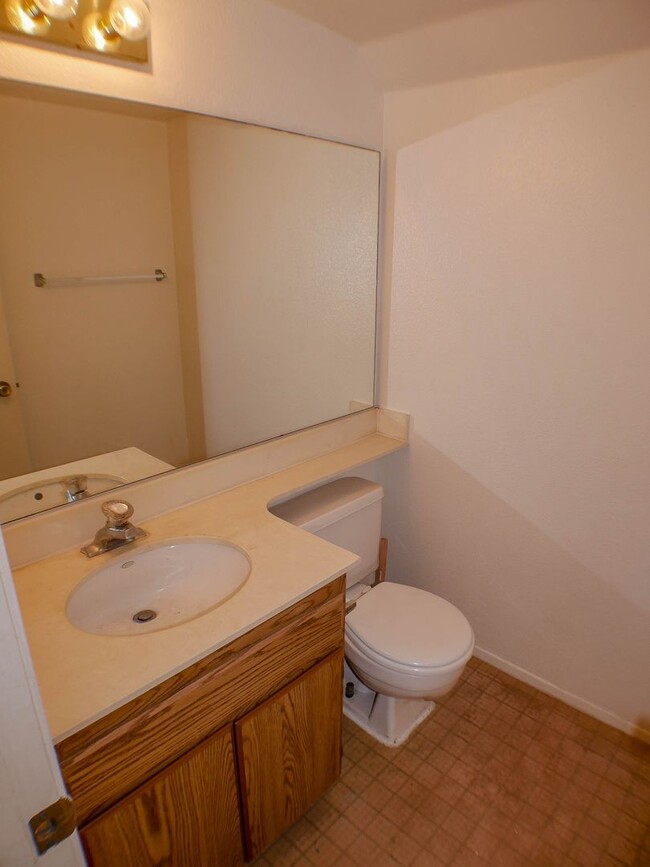 Building Photo - OPEN HOUSE, SAT., MAY 3rd from 12 - 12:30 ...