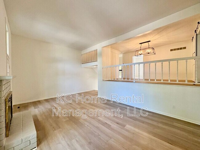 Building Photo - 10205 CedarBrooke Ln