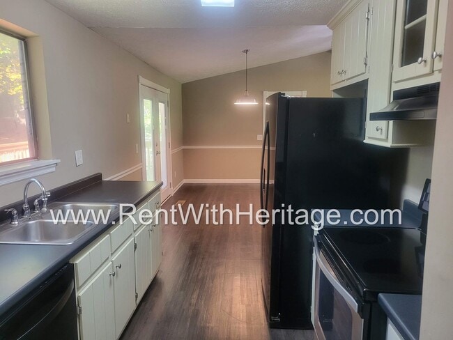 Building Photo - WOW!!! GORGEOUS RANCH WITH MANY UPGRADES /...