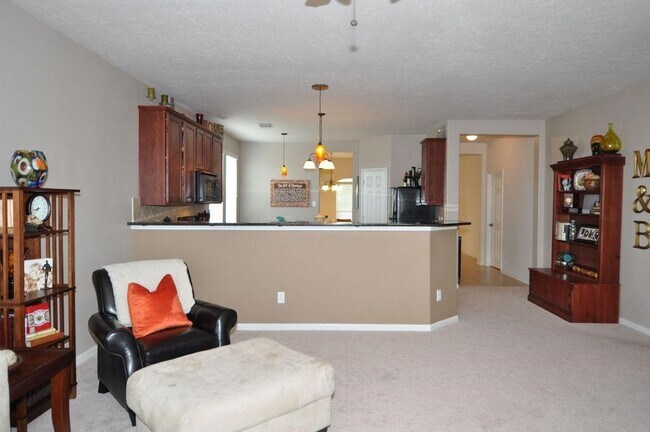 Building Photo - 2723 Calico Creek Ln