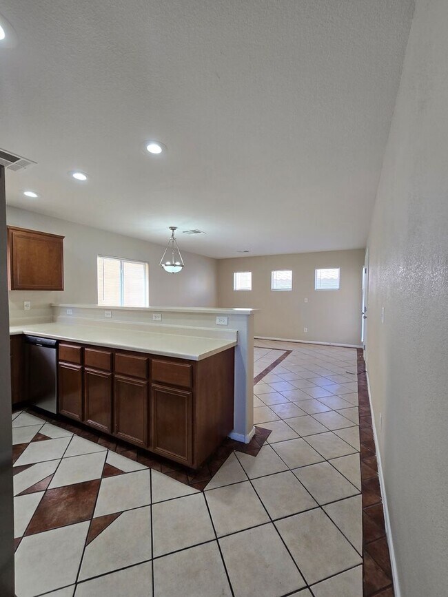 Building Photo - A Fabulous 3 Bed, 2.5 Bath, 2 Story Home W...