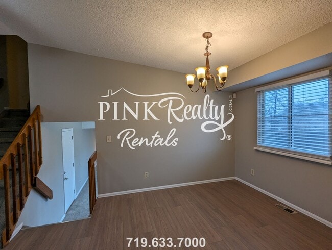 Building Photo - 3418 Foxridge Dr