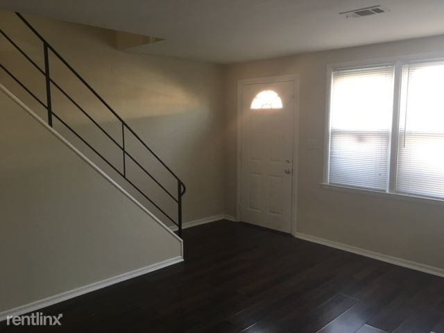 Building Photo - 2720 Rittenhouse Ave