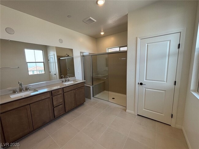 Building Photo - 560 Preston Oak Ln
