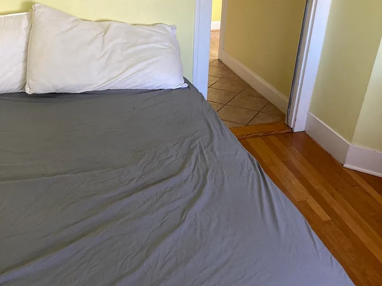 Building Photo - 27R Albion St