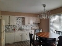 Building Photo - Large Duplex on Olde Farm park