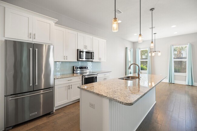 Building Photo - 56 Penelope St