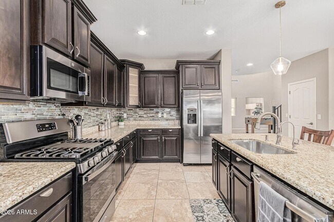 Building Photo - 7657 S Debra Dr