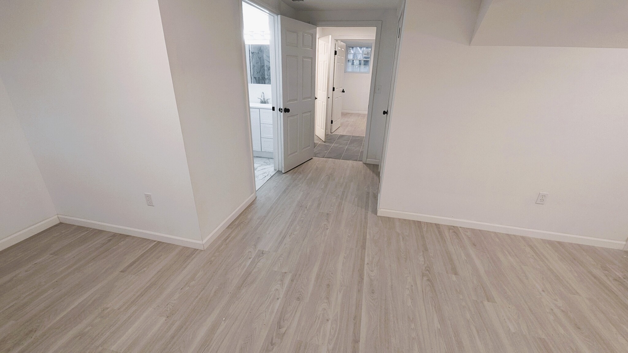 Building Photo - 6454 Boca Grande Blvd