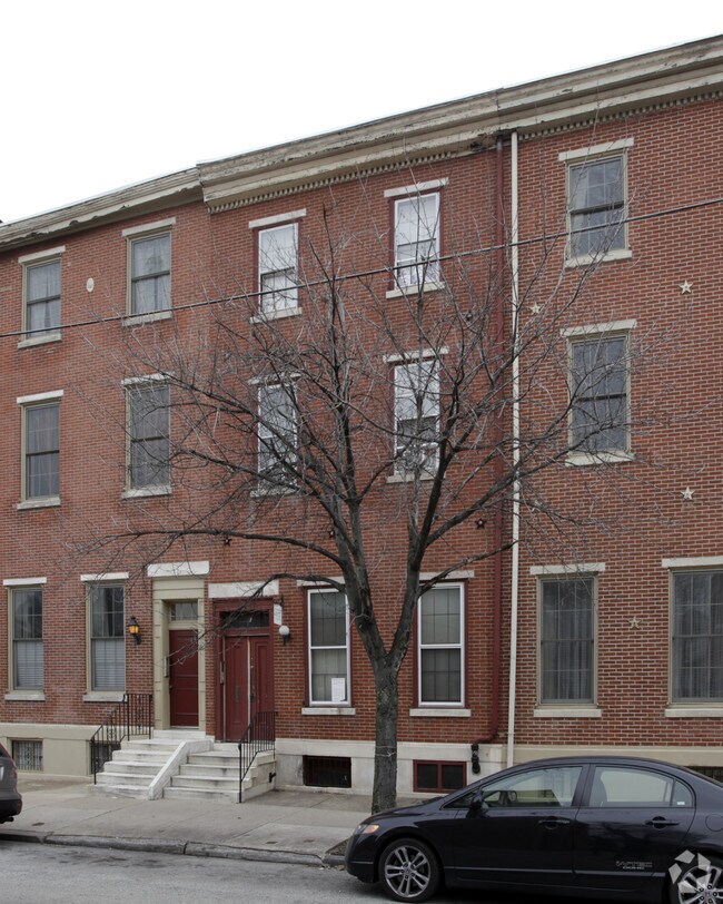 Building Photo - 513 S 9th St
