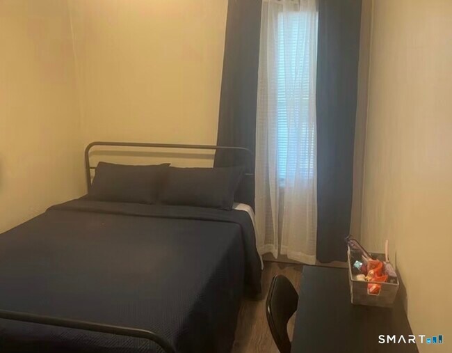 Building Photo - 24 Judson Ave