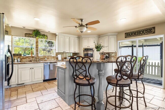 Building Photo - 12108 Lilac Heights Ct