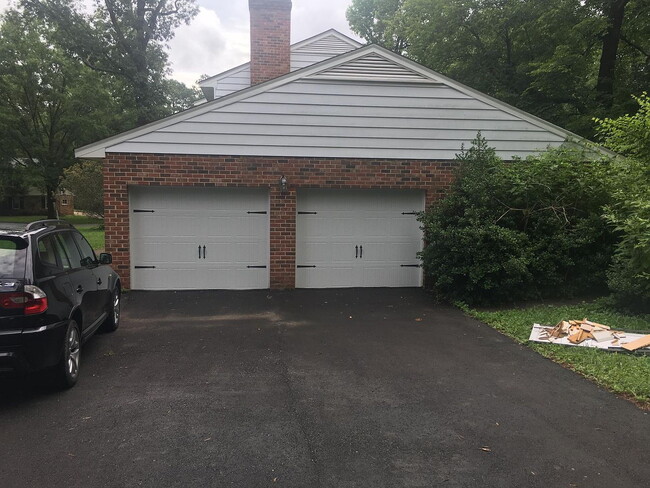 Building Photo - SINGLE FAMILY HOME.