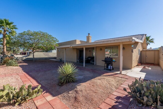 Building Photo - ?? 4 Bed / 2 Bath Mesa del Sol Home with Golf Course Views | Furnished or Unfurnished Option Avai...