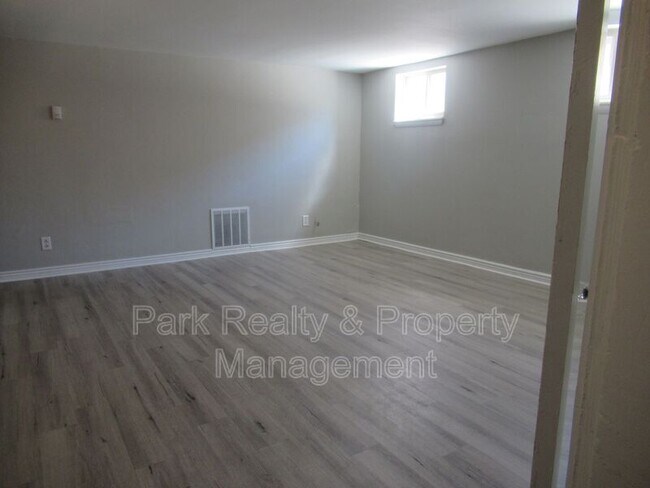 Building Photo - 2718 Ames St