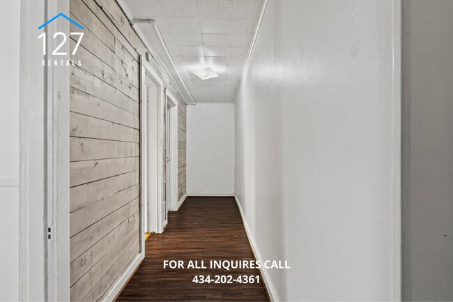 Building Photo - Cozy Lower Level Living with Patio!