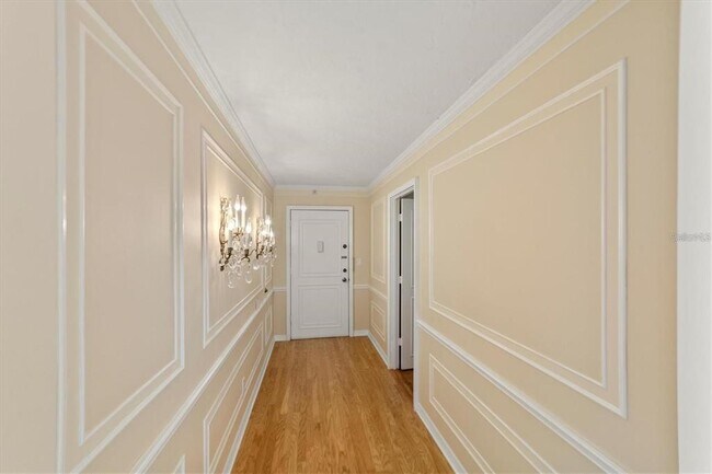 Building Photo - 1111 N Gulfstream Ave