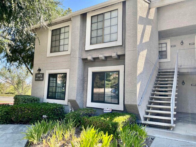 Primary Photo - 15078 Avenida Venusto