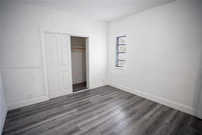 Building Photo - 1176 NW 48th St