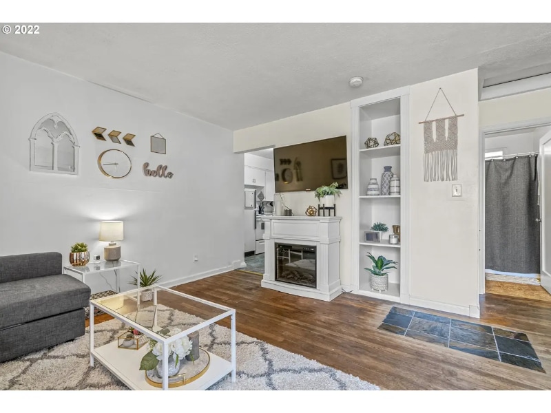 Building Photo - 1059 17th Ave