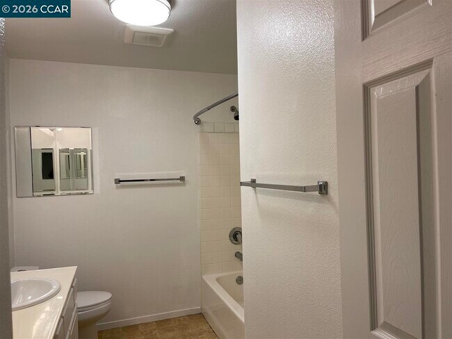 Building Photo - 4443 Meadow Valley Cir