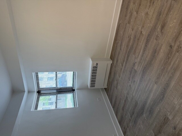 Building Photo - 6251 N Talman Ave