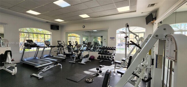 Building Photo - 7360 NW 114th Ave