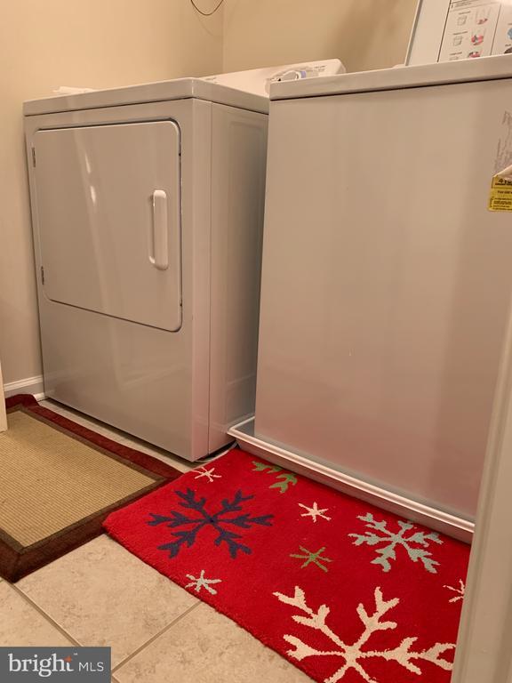 Building Photo - 2816 Admiral Ridge Rd