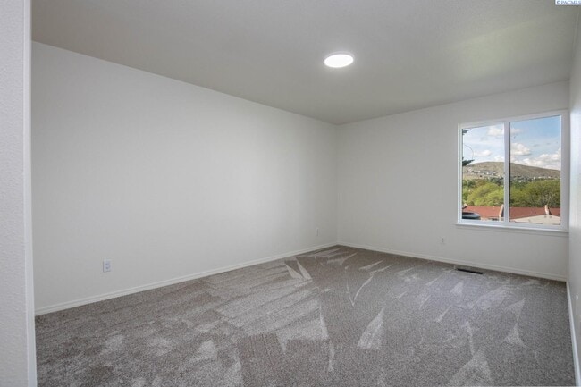 Building Photo - Meadow Springs Condo