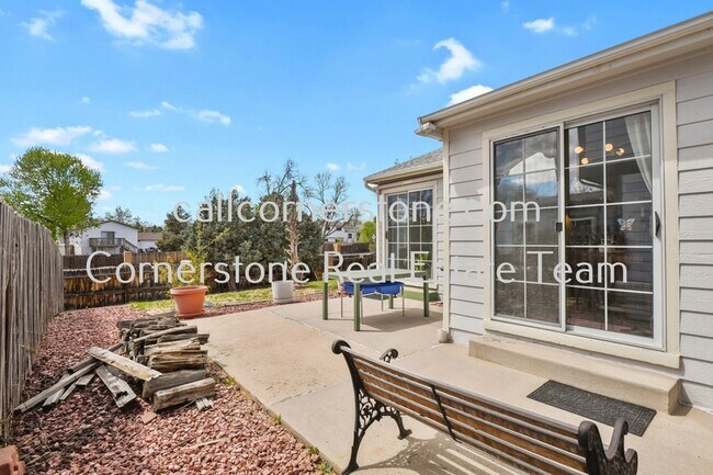Building Photo - 8640 Boxelder Dr