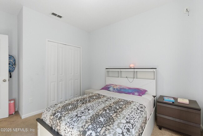 Building Photo - 454 Willow Lake Dr