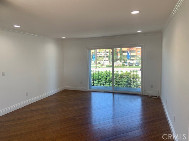 Building Photo - 21662 Brookhurst St