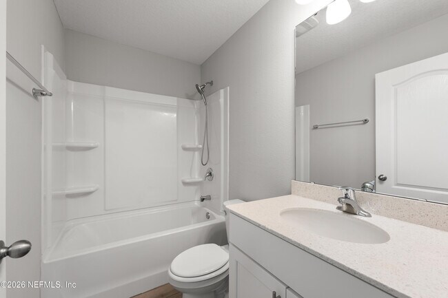 Building Photo - 60 Alagon Wy