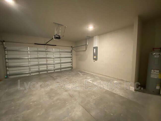 Building Photo - 17457 Billiar Ave