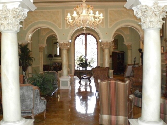 Building Photo - 2747 Via Capri