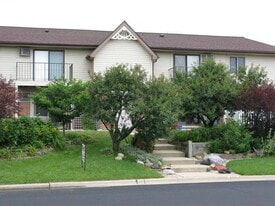 Building Photo - 5586 Guilford Rd