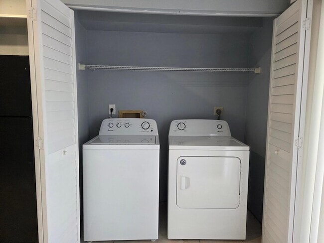 Building Photo - 6367 Riverwalk Ln