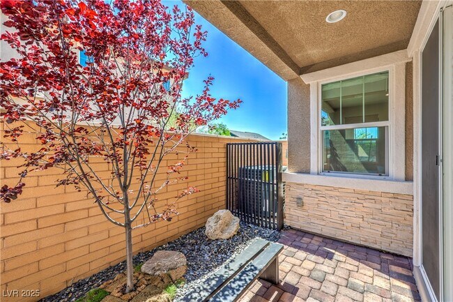 Building Photo - 904 Cottonwood Hl Pl