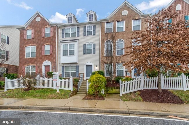 Building Photo - 1612 Fernwood Dr