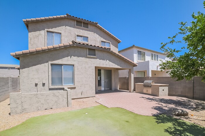 Building Photo - 4210 S Mariposa Dr