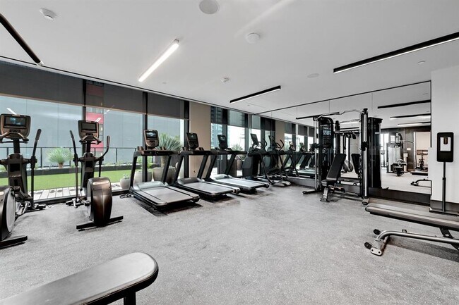 Building Photo - 84 Northeast Dr