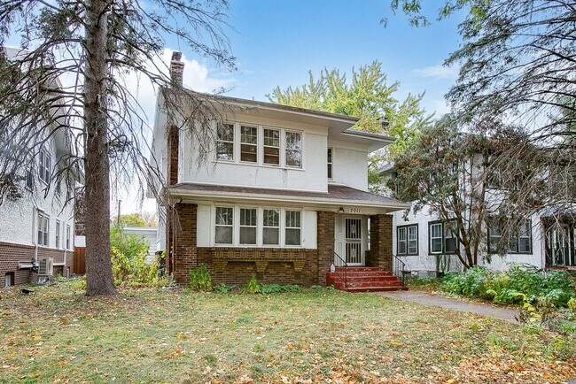 Building Photo - 2011 Portland Ave