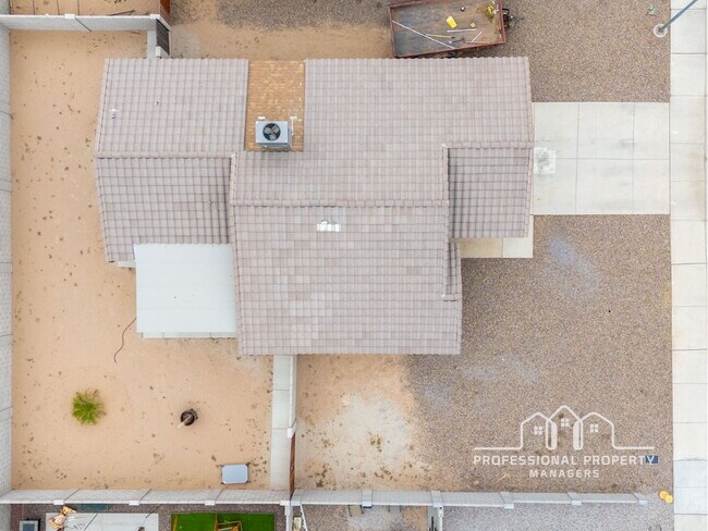 Building Photo - 3-bedroom, 2-bathroom home in Trail Estates
