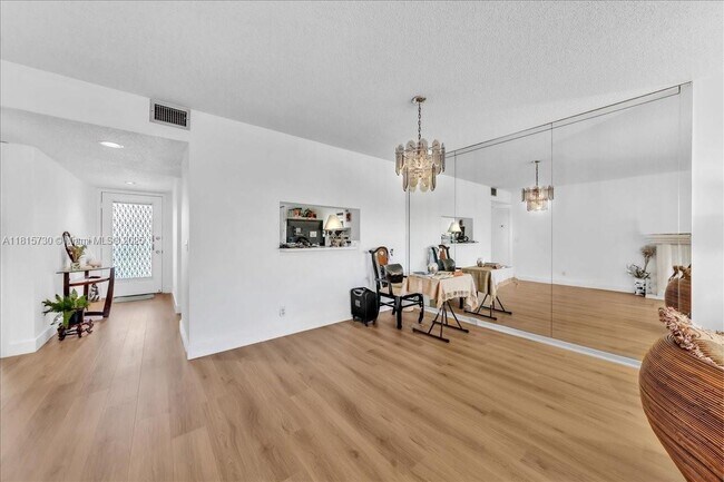 Building Photo - 500 SW 130th Terrace