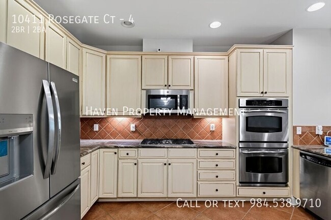 Building Photo - 10411 Rosegate Ct