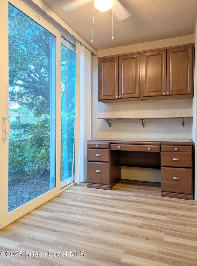 Building Photo - 1601 Sunny Brook Ln