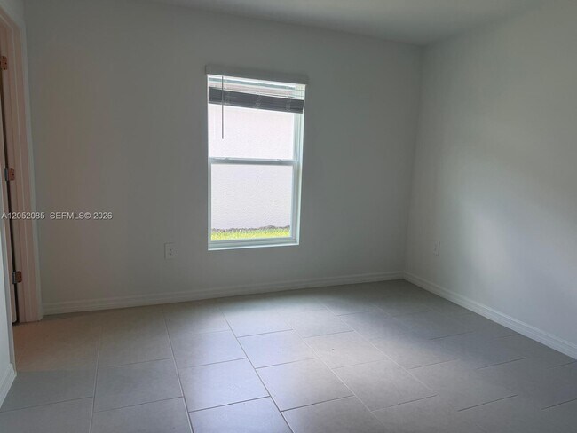Building Photo - 17332 CANTU Ct