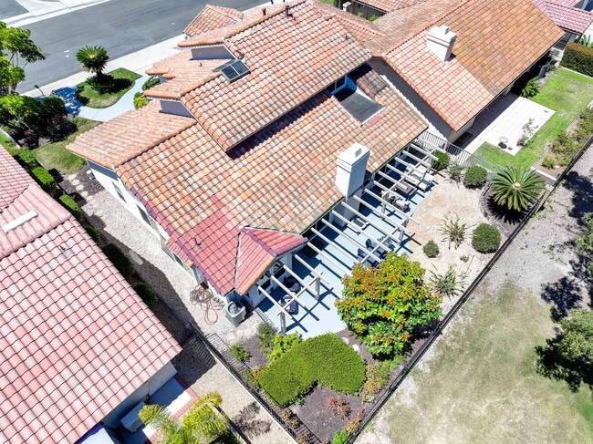 Building Photo - 1233 Columbus Way