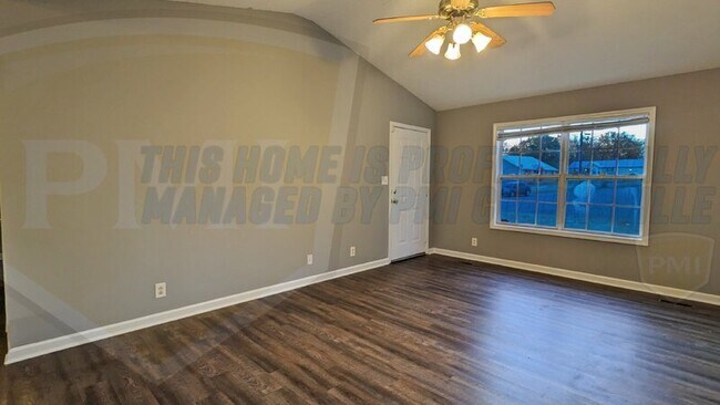 Building Photo - 1352 Chucker Dr