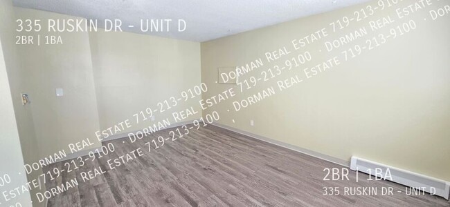 Building Photo - 335 Ruskin Dr
